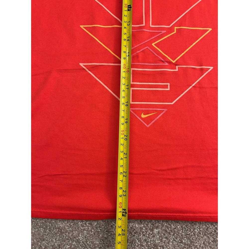 Nike Dri-FIT Graphic V-Neck Tee Womens Medium Red Excellent Short Sleeve Shirt - Picture 4 of 6